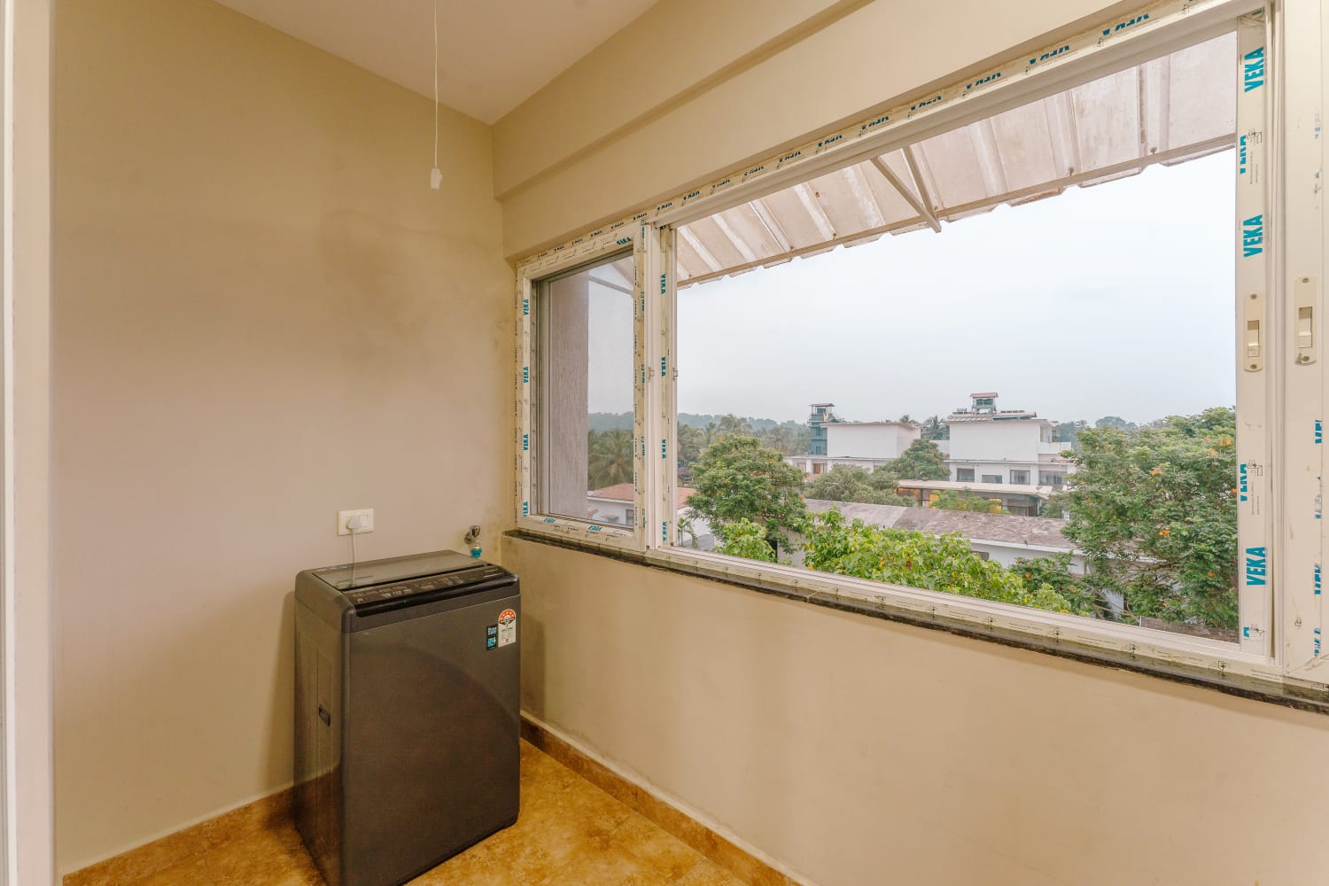 White Feather Stays Castle Balcony Nerul
